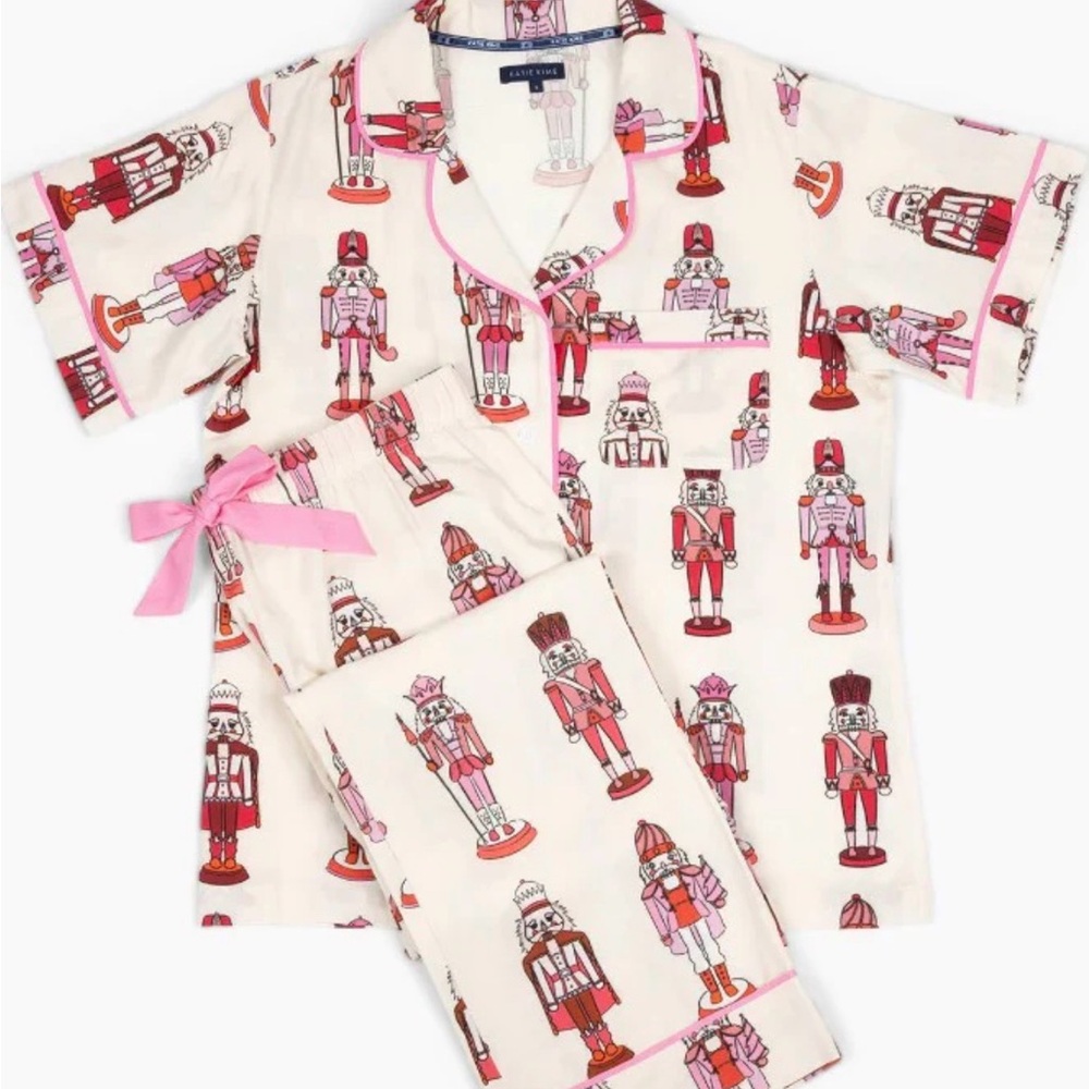 Nutcracker Print Womens Pajama Set - Pink & Cream